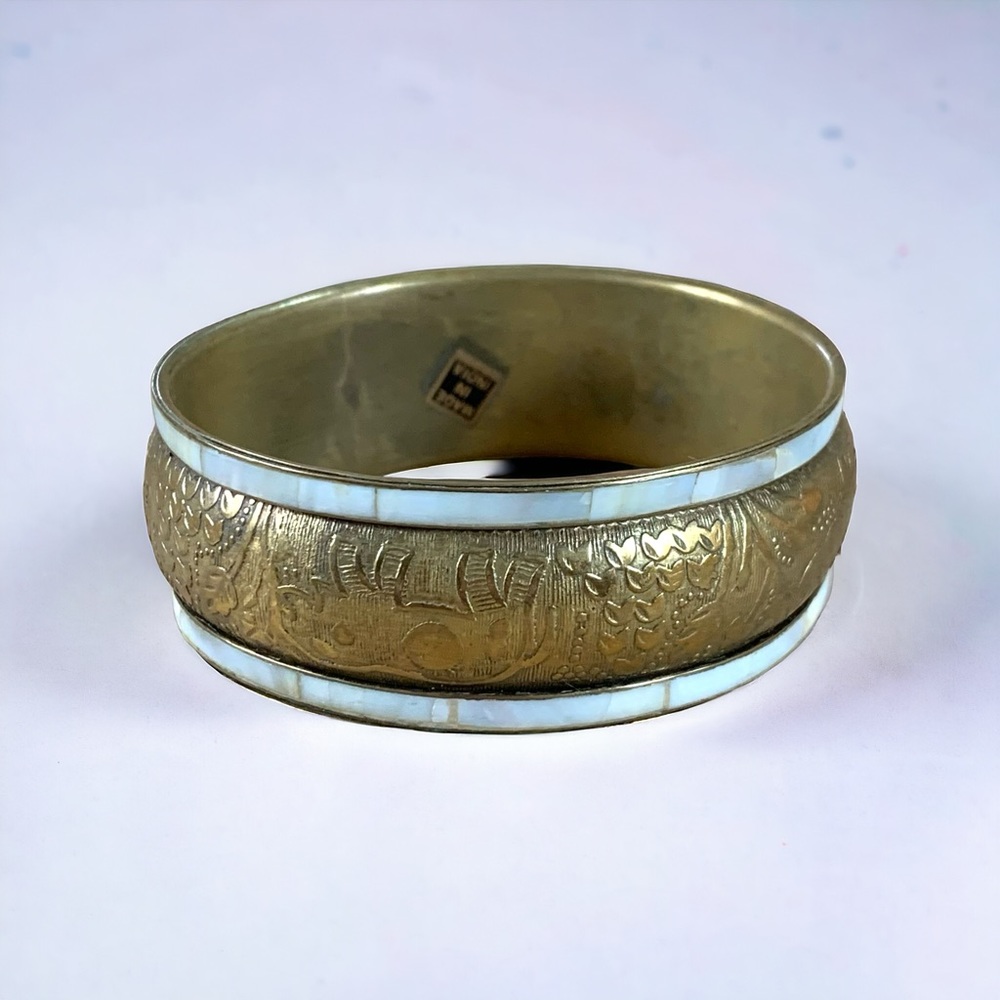 Vintage Brass mother of pearl inset India bangle bracelet